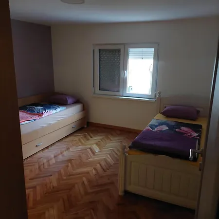 Z A M A K Appartamento Niska Banja